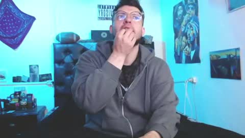 brad hot boy online show from 07/15/26, 04:23