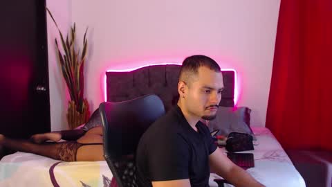 Your favorite couple and the best butt on Chatur online show from 09/30/25, 02:55