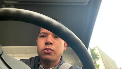 Snapshot of bradley10owen chatting on 11/13/25, 03:11 bradley10owen online show from 11/13/25, 03:11