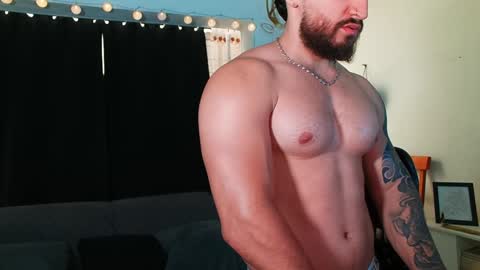 Bradley Martinez online show from 01/28/25, 08:36