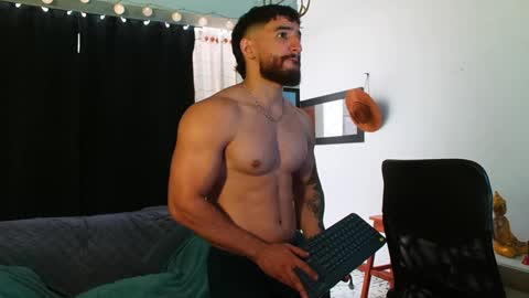 Bradley Martinez online show from 01/30/25, 05:28