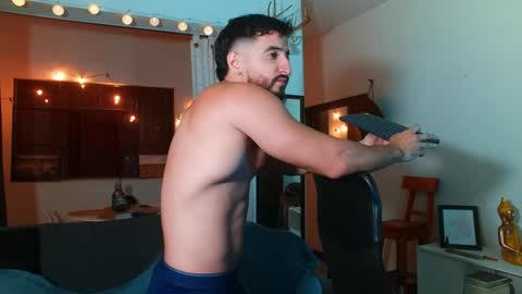 Bradley Martinez online show from 01/31/25, 03:09