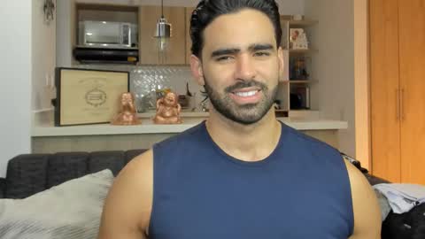 Snapshot of bradleymartin7 chatting on 10/30/25, 10:43 bradleymartin7 online show from 10/30/25, 10:43