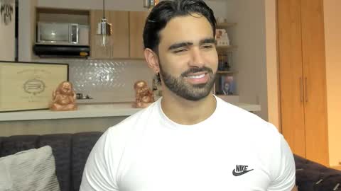 Snapshot of bradleymartin7 chatting on 11/07/25, 12:10 bradleymartin7 online show from 11/07/25, 12:10