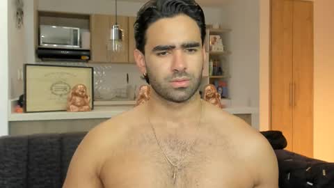 Snapshot of bradleymartin7 chatting on 11/27/25, 08:11 bradleymartin7 online show from 11/27/25, 08:11