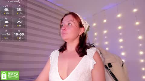 Alejandra online show from 12/27/24, 02:01