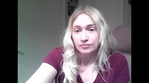 Snapshot of braindeadbetty chatting on 06/01/26, 04:25 i am a naughty jedi knight online show from 06/01/26, 04:25