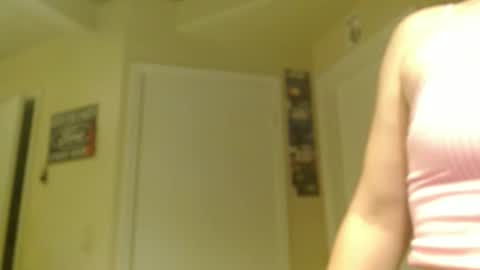 Snapshot of braindeadbetty chatting on 06/08/26, 03:18 i am a naughty jedi knight online show from 06/08/26, 03:18