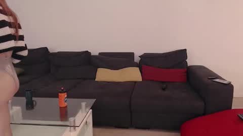 Nick and Molly online show from 11/04/25, 08:13