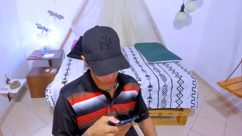 Snapshot of brand_hades chatting on 09/13/25, 07:24 B R A N D online show from 09/13/25, 07:24