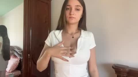 Lilly online show from 06/11/26, 06:11