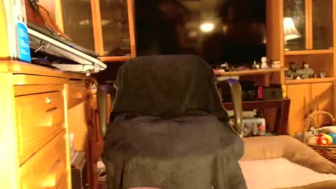 Snapshot of brandibme2 chatting on 10/22/25, 01:17 Brandi online show from 10/22/25, 01:17