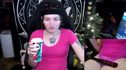 Snapshot of brandiwrld999 chatting on 12/25/24, 07:02 BrandiWRLD999 online show from 12/25/24, 07:02