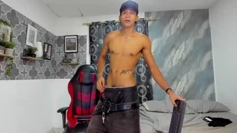 brandom_brook online show from 07/25/26, 04:21