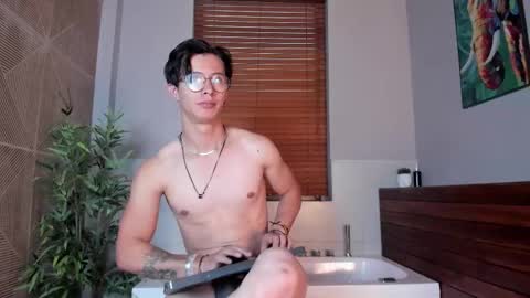 brandon_starkk online show from 10/28/25, 12:30
