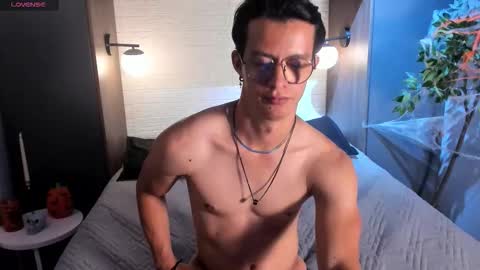 brandon_starkk online show from 11/04/25, 08:08