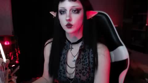 Snapshot of brandy_queen chatting on 07/28/26, 10:09 Aurorabut ur dad just calls me Rory online show from 07/28/26, 10:09