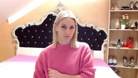 Snapshot of brandyweed chatting on 11/18/25, 07:07 brandyweed online show from 11/18/25, 07:07