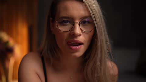 Alex online show from 02/05/25, 04:48