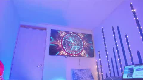 Instagram             twitter BRAN LOPEZ  online show from 10/07/25, 02:31