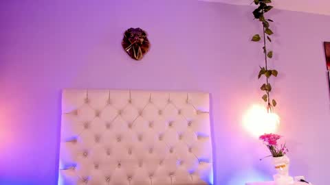 Snapshot of brann_tadzio chatting on 01/06/25, 06:52   online show from 01/06/25, 06:52