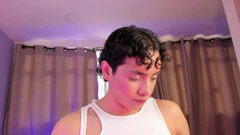 Snapshot of brann_tadzio chatting on 03/03/25, 03:31   online show from 03/03/25, 03:31