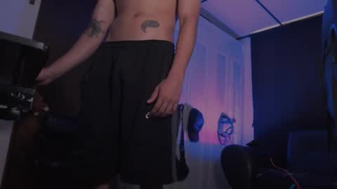 Snapshot of brasi_ chatting on 10/16/25, 03:35 brasi_ online show from 10/16/25, 03:35