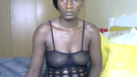 Snapshot of brat_bubble chatting on 02/16/25, 02:21 brat_bubble online show from 02/16/25, 02:21