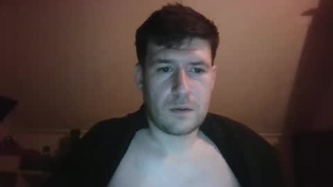 Snapshot of brate1899 chatting on 12/20/25, 03:57 brate1899 online show from 12/20/25, 03:57