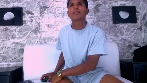 bratt_wolft_ online show from 12/19/25, 06:37