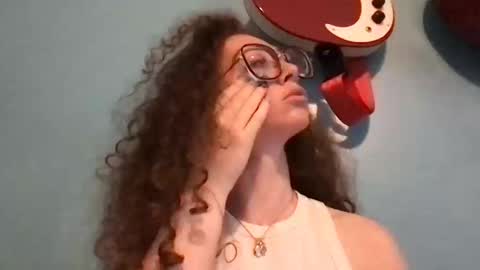 Snapshot of brattyprincess888 chatting on 10/18/25, 09:10 Bratty Fit Girl online show from 10/18/25, 09:10