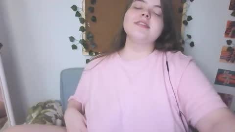 Emma online show from 09/18/25, 01:18