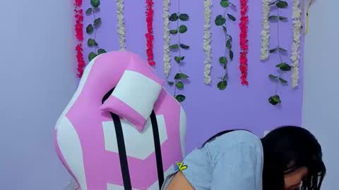 bratz_evans online show from 01/19/25, 01:33