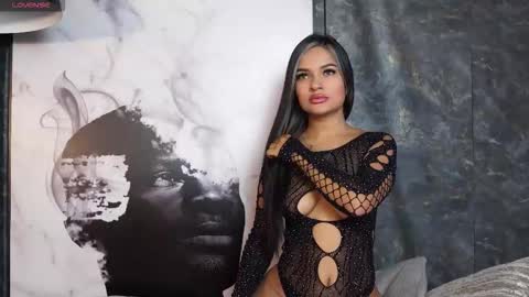 Snapshot of bratz_luxxxury chatting on 11/20/25, 06:51 Bratz Luxxxury online show from 11/20/25, 06:51