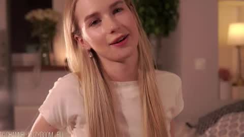 Eli online show from 09/27/25, 11:32