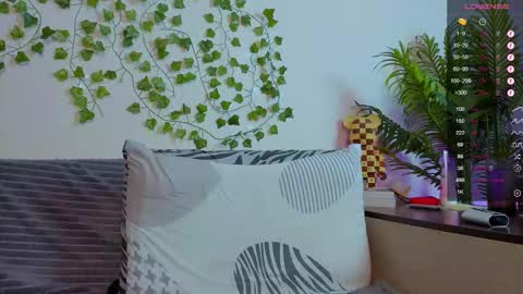 Snapshot of bravo_maestro chatting on 10/17/25, 02:41 Johny Bravo online show from 10/17/25, 02:41