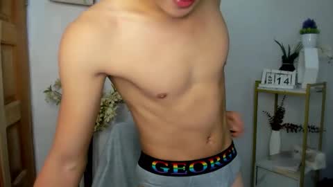 Snapshot of brazeen chatting on 09/14/25, 06:07 brazeen online show from 09/14/25, 06:07