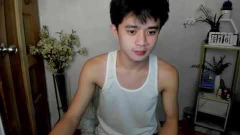 Snapshot of brazeen chatting on 11/17/25, 05:41 brazeen online show from 11/17/25, 05:41