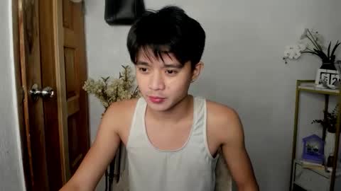 Snapshot of brazeen chatting on 12/14/25, 04:34 brazeen online show from 12/14/25, 04:34