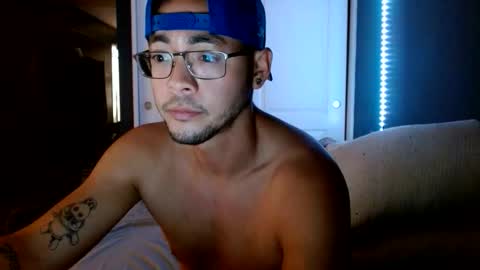 Breadcrumbsss online show from 11/02/25, 02:14