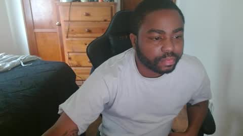 Breadw1nnah online show from 10/14/25, 06:09