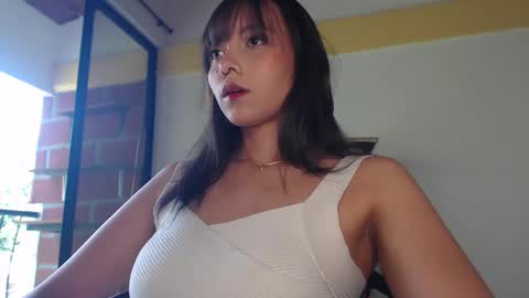 Snapshot of breakfastwithtiffanys chatting on 11/19/25, 03:23 breakfastwithtiffanys online show from 11/19/25, 03:23