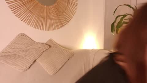 Ashley Dolce and Lou online show from 01/24/25, 10:11