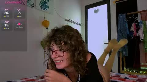 Snapshot of breeedecaux chatting on 11/03/25, 03:08 Matilda online show from 11/03/25, 03:08