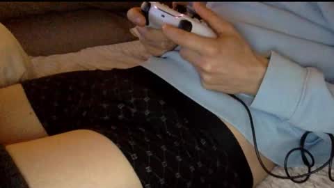 Snapshot of breezydicks chatting on 10/06/25, 04:37 breezydicks online show from 10/06/25, 04:37