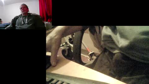 Snapshot of bremer64 chatting on 02/04/25, 10:00 bremer64 online show from 02/04/25, 10:00