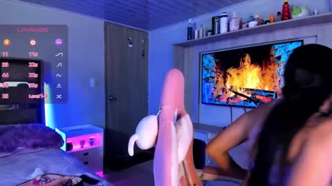 Snapshot of brenda1307 chatting on 09/21/25, 10:11 Brenda moris online show from 09/21/25, 10:11