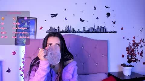 Snapshot of brenda1307 chatting on 09/23/25, 09:18 Brenda moris online show from 09/23/25, 09:18