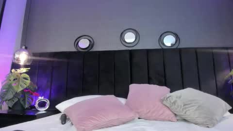 Snapshot of brenda__garcia chatting on 03/11/26, 04:18 online show from 03/11/26, 04:18