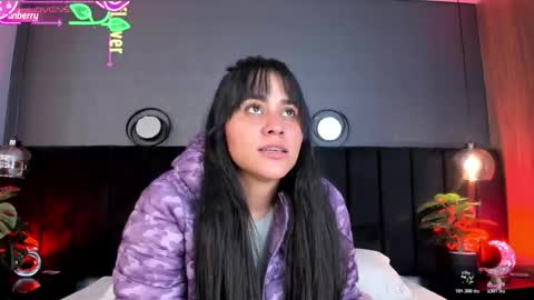 Snapshot of brenda__garcia chatting on 03/19/26, 03:32 online show from 03/19/26, 03:32